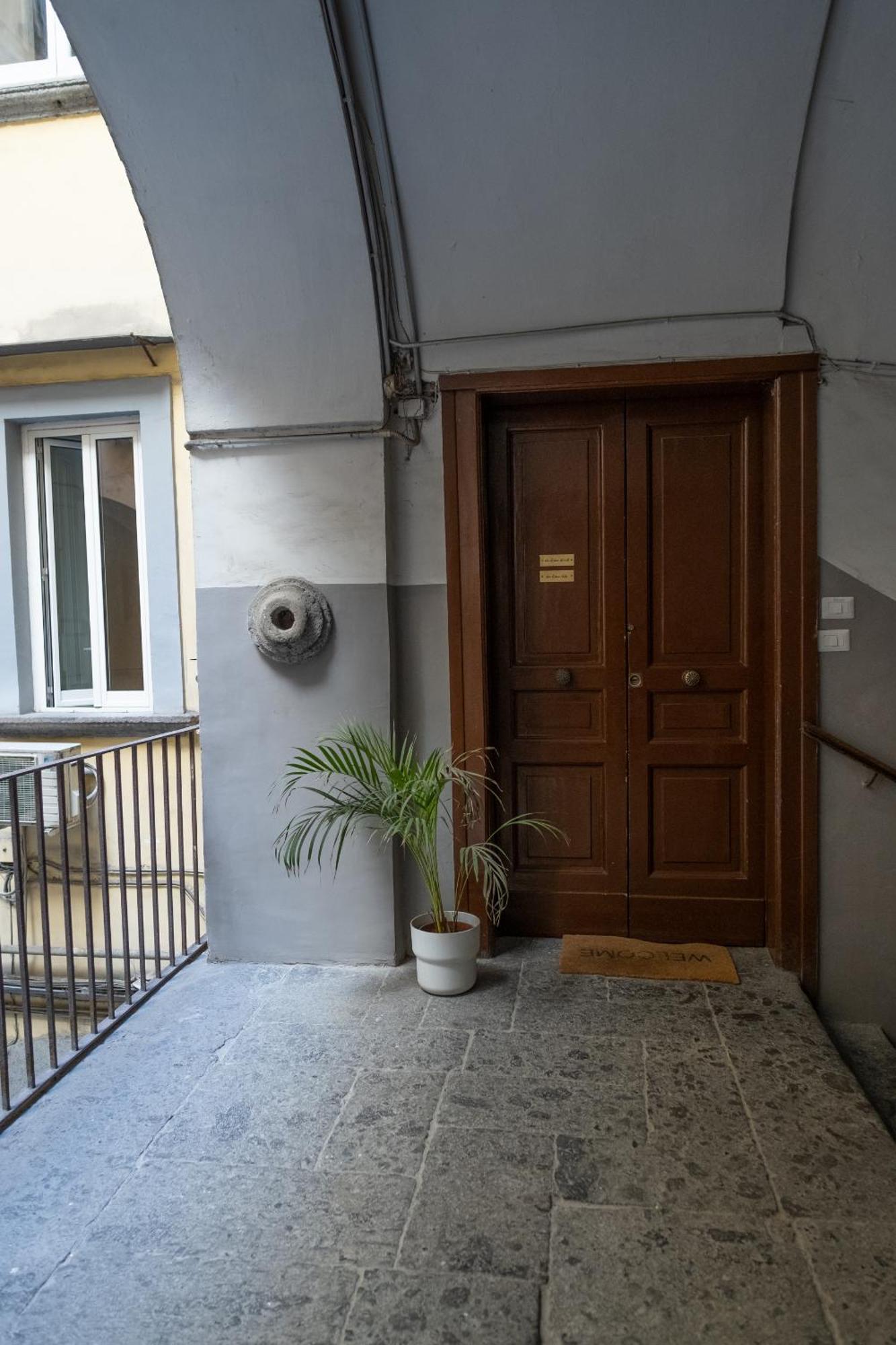 San Liborio Suites Napels Buitenkant foto