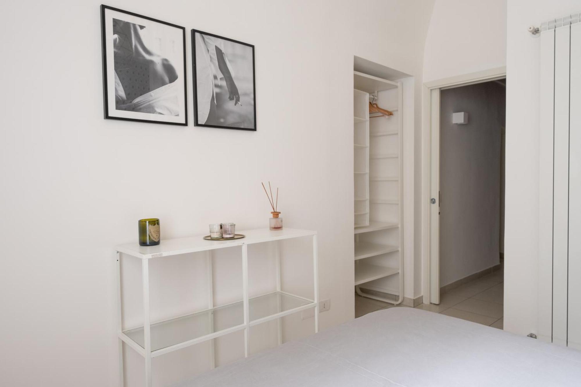 San Liborio Suites Napels Buitenkant foto